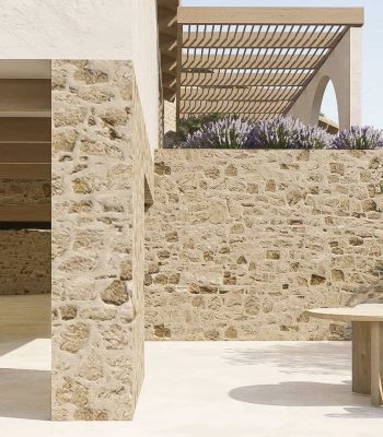 CASA ENTRE VIÑEDOS EXTERIOR 2 diseño tradicional muros de piedra